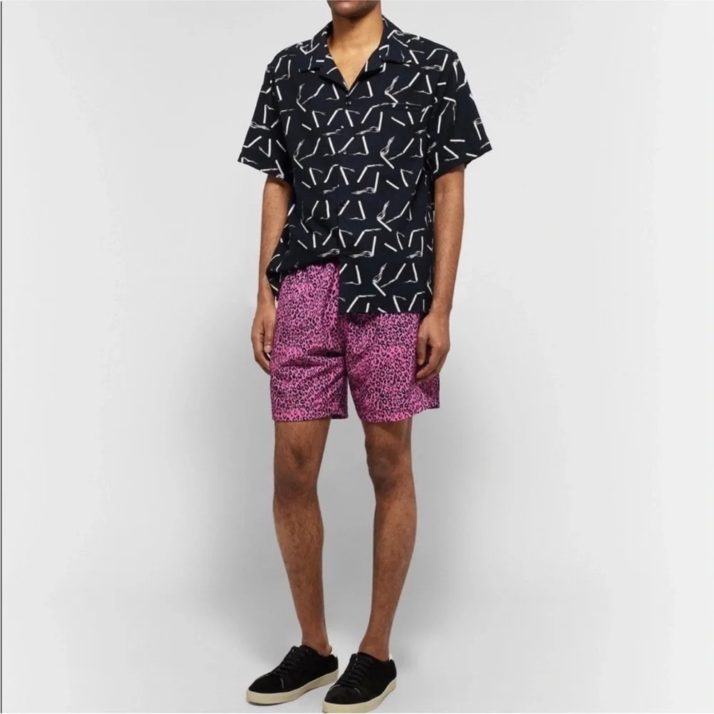 AMIRI Pink Leopard Print Swim Trunks Shorts, Size Large - Picture 2 of 13